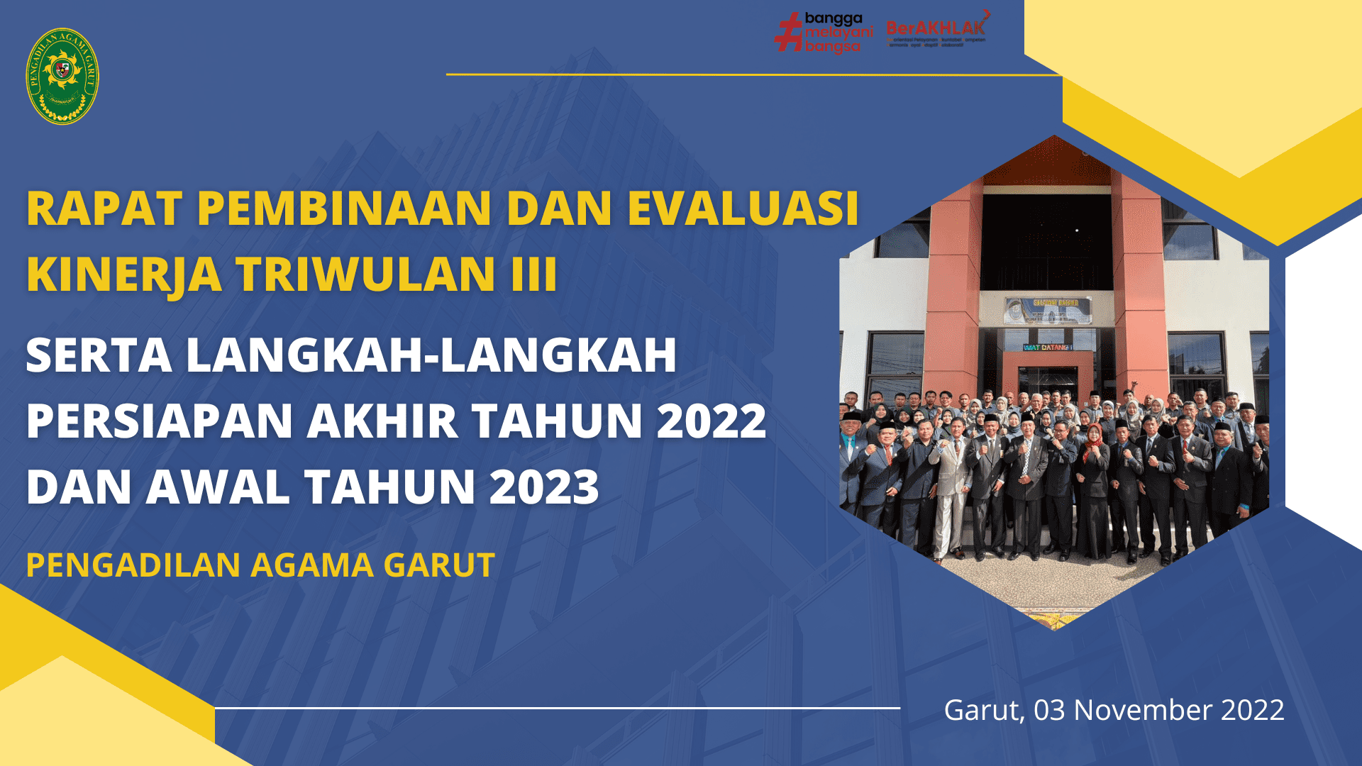 Navy Modern Company Profile Presentation 2